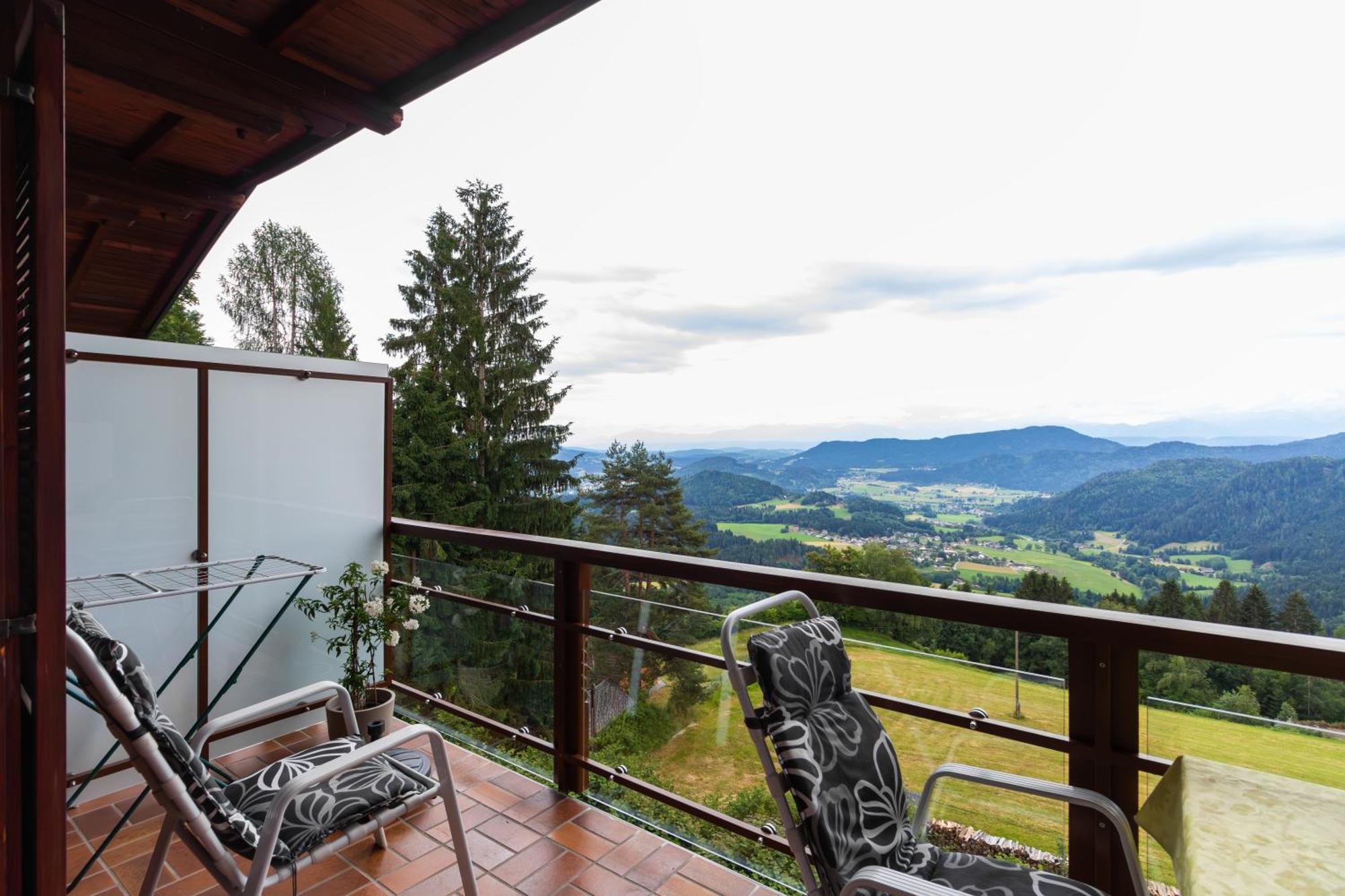 Landhaus Karawankenblick Himmelberg Rum bild